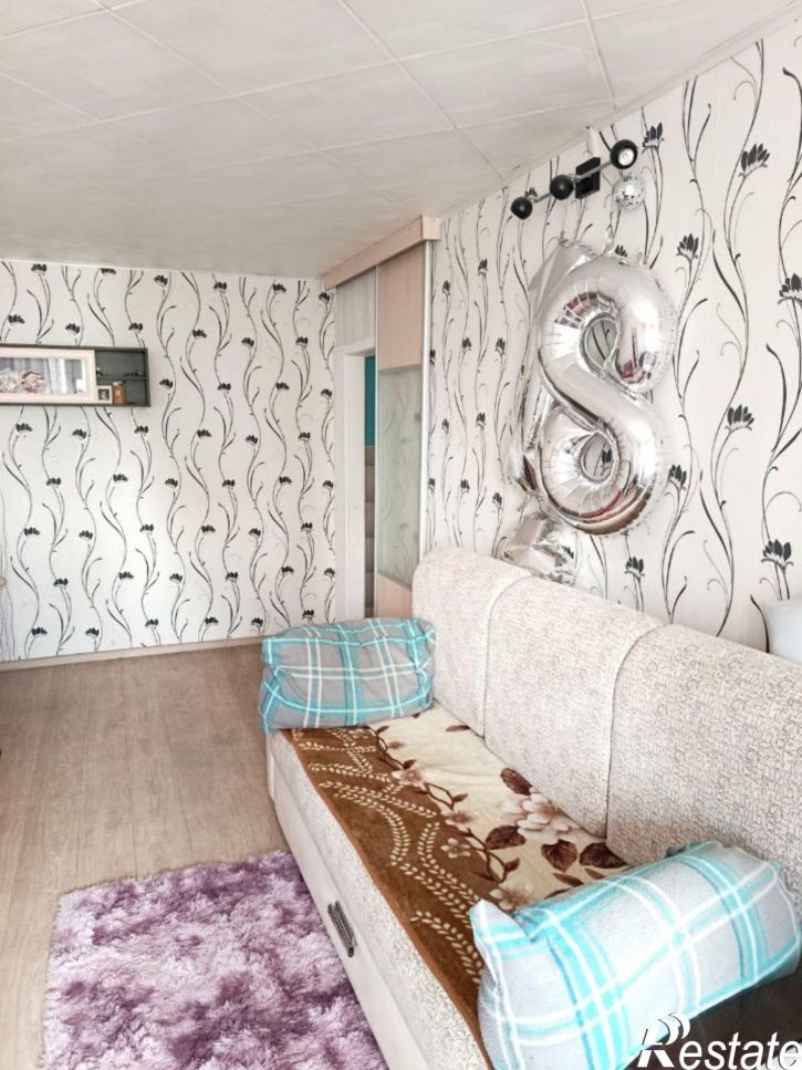 3-комн квартира ул Дзержинского, 9,  д. 9