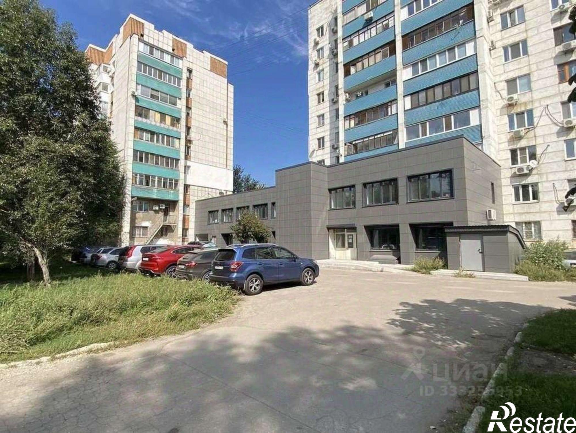 Сдать торговое помещение за 59 400 рублей на ул Советская, 3