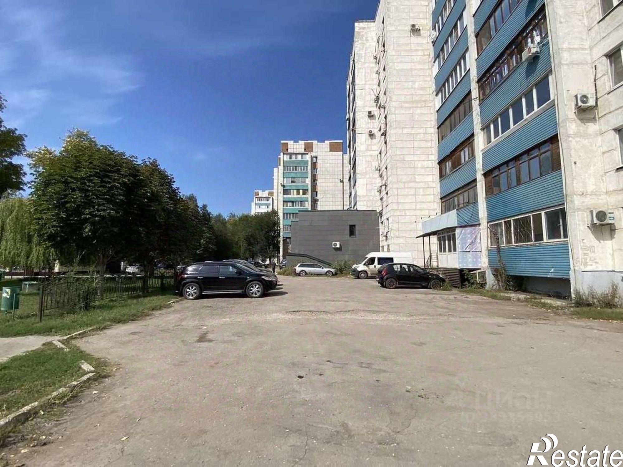 Сдать торговое помещение за 59 400 рублей на ул Советская, 3