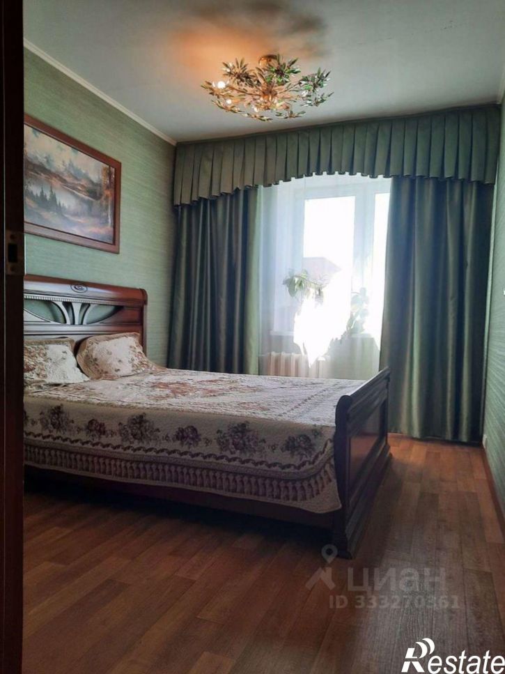 4-комн квартира улица Запорожская,дом 31