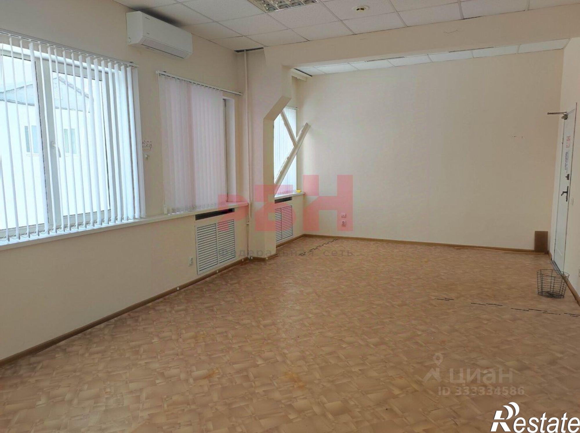 Сдать офис, помещение под офис за 34 463 рублей на ул Рабочая, 15