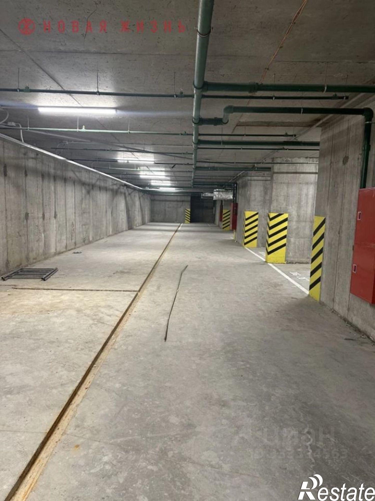 Купить гараж, место в паркинге за 2 600 030 рублей на ул Корабельная, 13