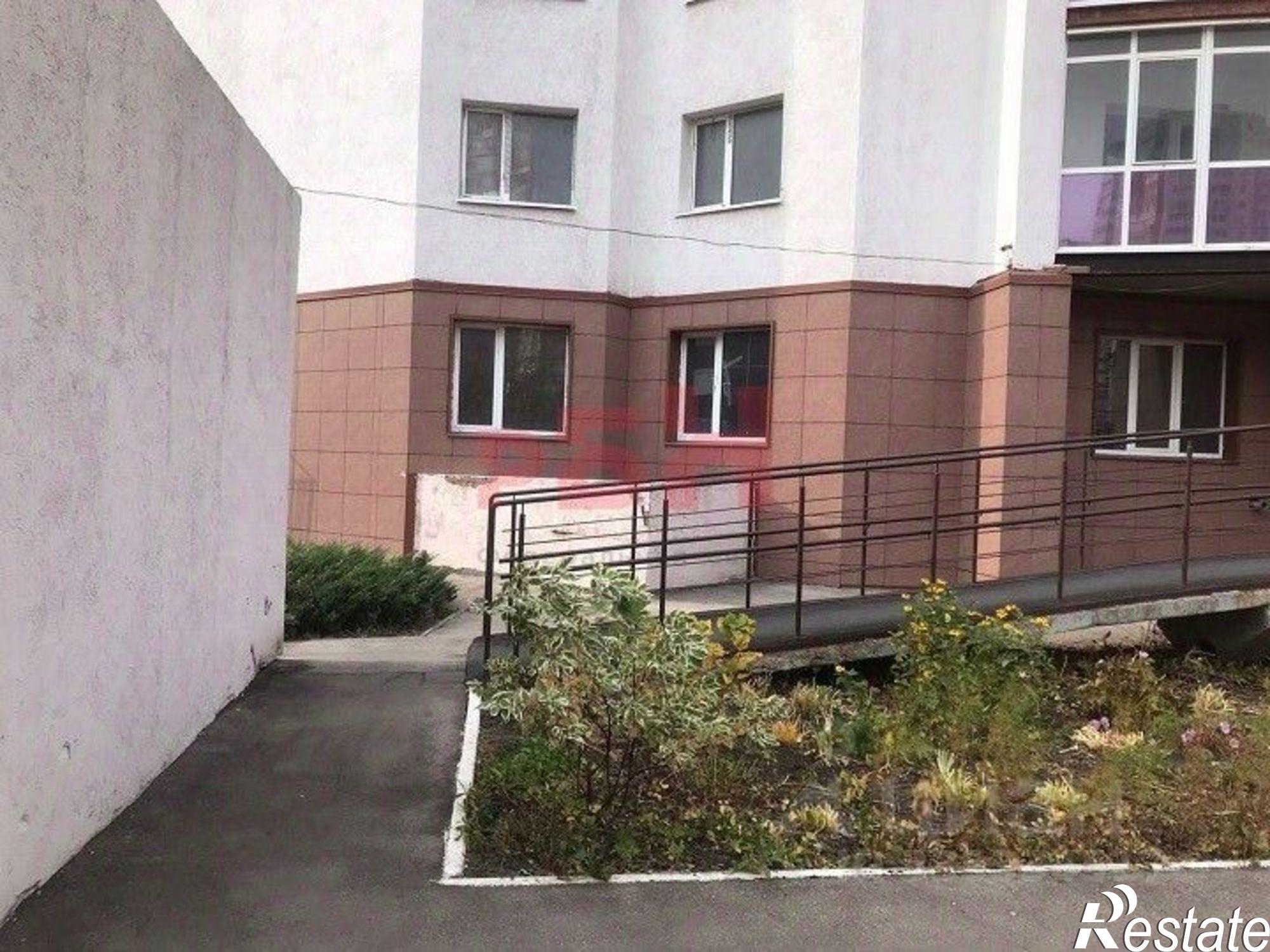 Купить офис, помещение под офис за 18 959 300 рублей на ул Советской Армии, 253б