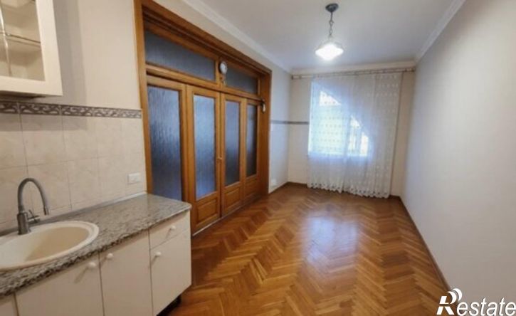 5-комн квартира ул Фрунзе, 142,  д. 142