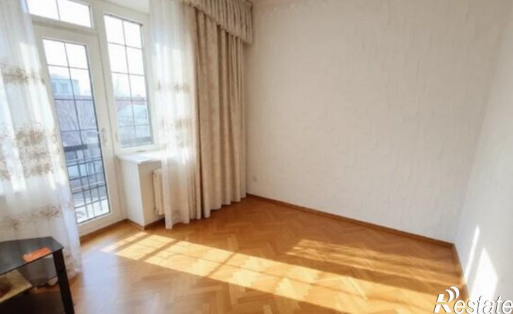 5-комн квартира ул Фрунзе, 142,  д. 142