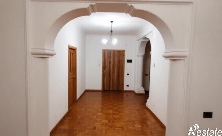 5-комн квартира ул Фрунзе, 142,  д. 142