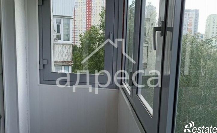 2-комн квартира ул Тополей, 3,  д. 3