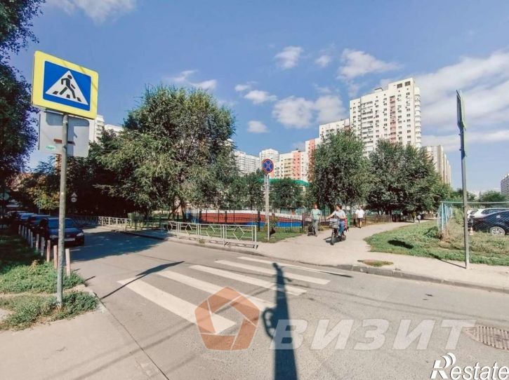 Торговое помещение Революционная улица, 75