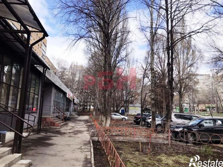Торговое помещение пр-кт Кирова, 210,  д. 210