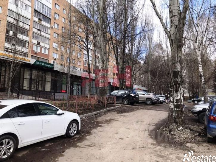 Торговое помещение пр-кт Кирова, 210,  д. 210