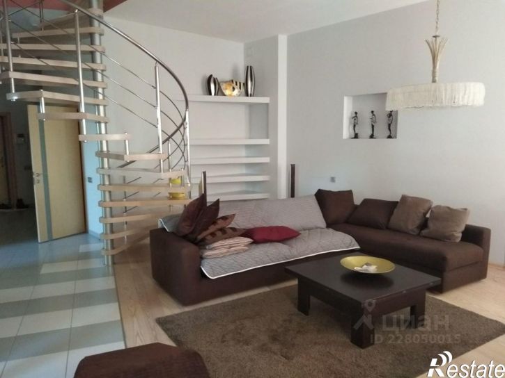 3-комн квартира ул Водников, 35,  д. 35