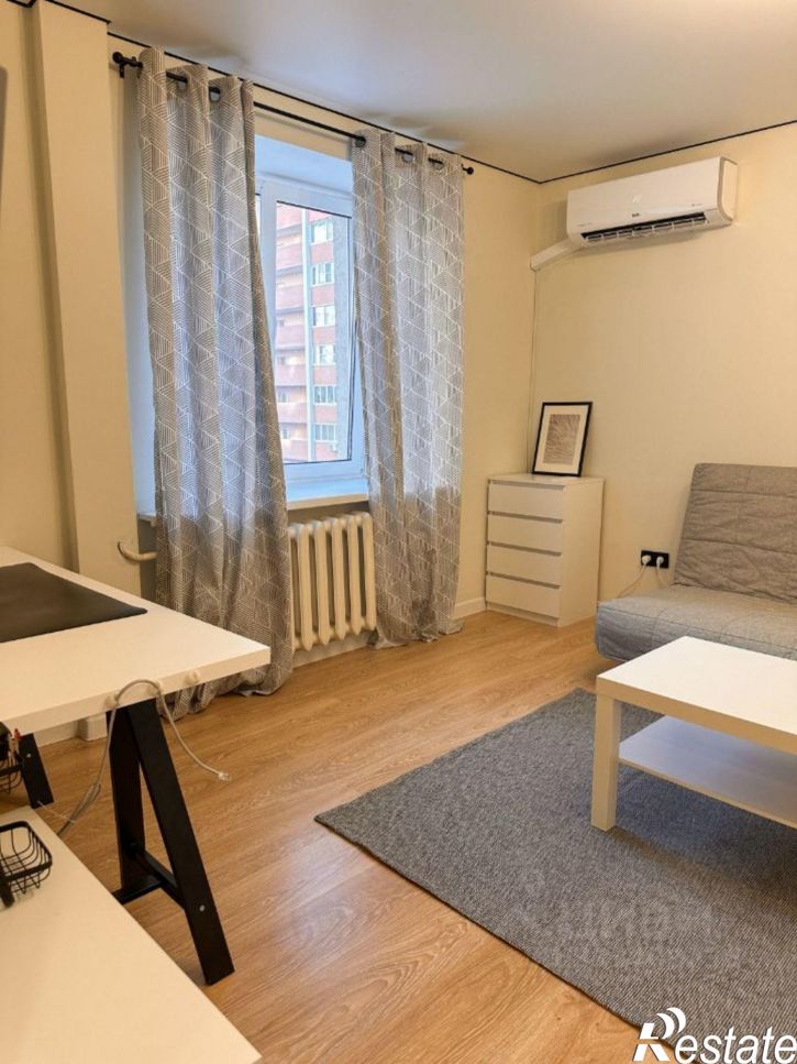 1-комн квартира ул Николая Панова, 50,  д. 50