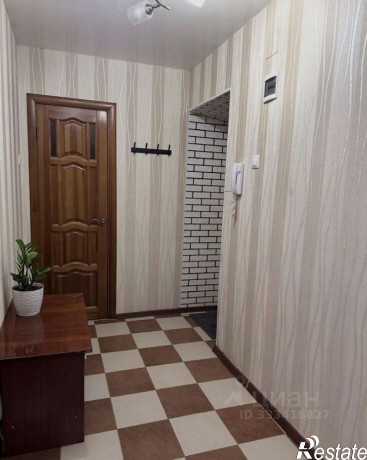 2-комн квартира ул Советской Армии, 5,  д. 5