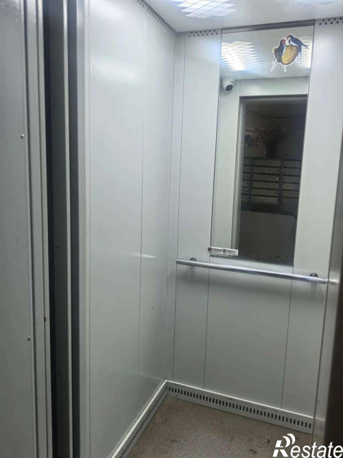 Продажа 3-комн квартиры Осипенко улица, 2В