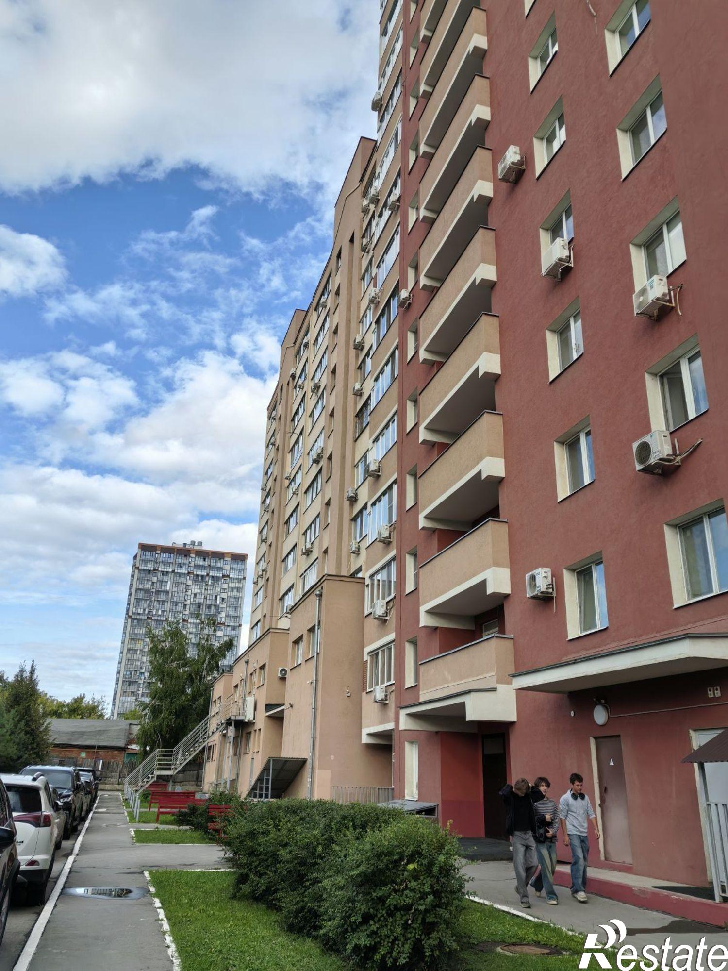 Купить квартиру за 12 500 000 рублей на Буянова улица, 98
