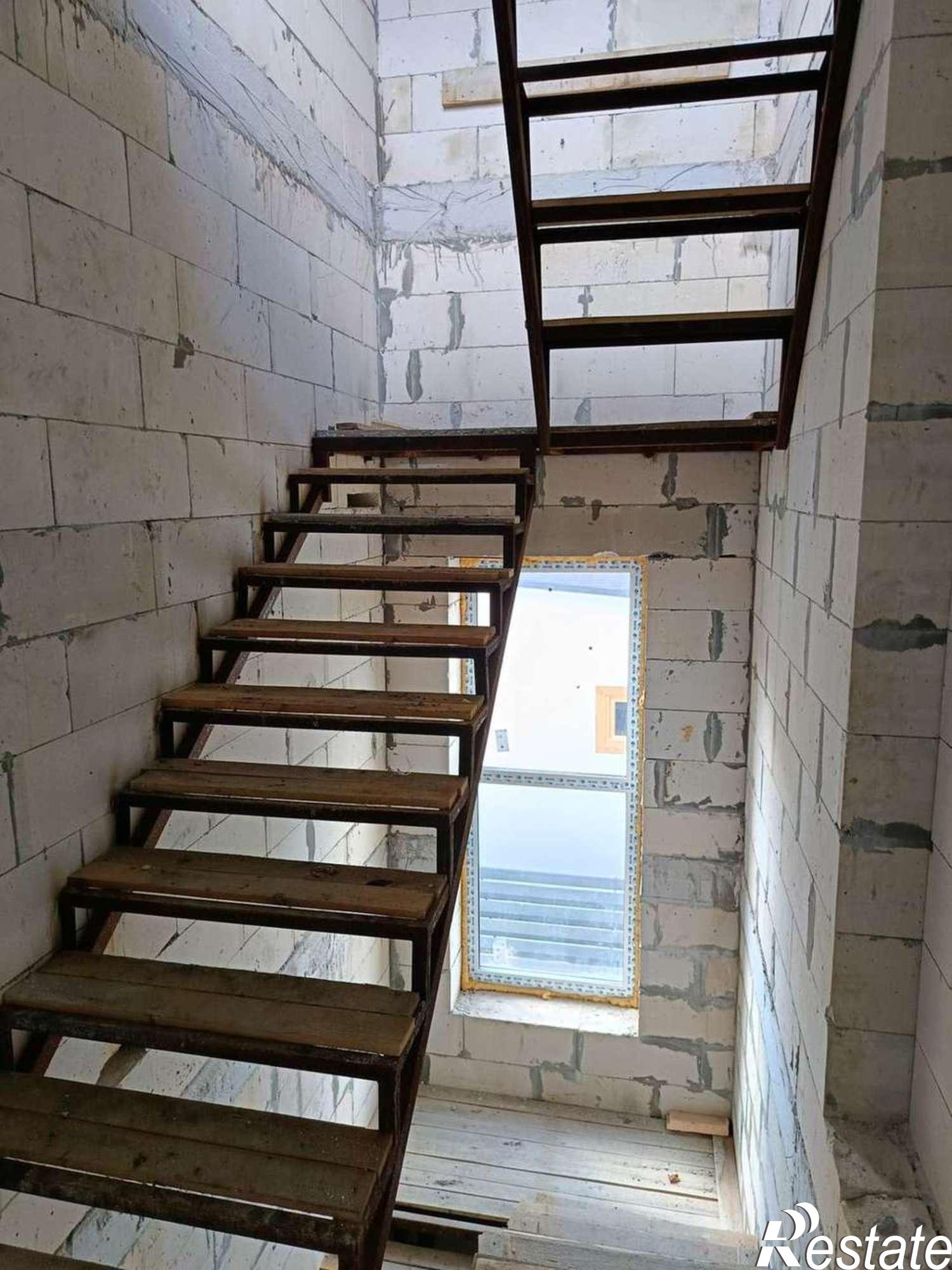 Купить дачу, дом, коттедж за 22 000 000 рублей на 2-я просека