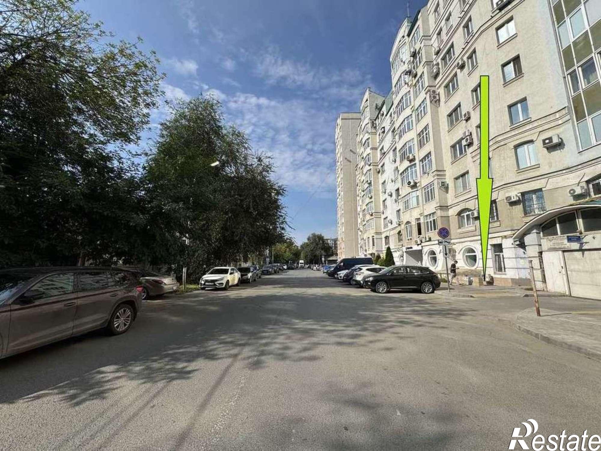 Купить торговое помещение за 11 000 000 рублей на Садовая улица, 256