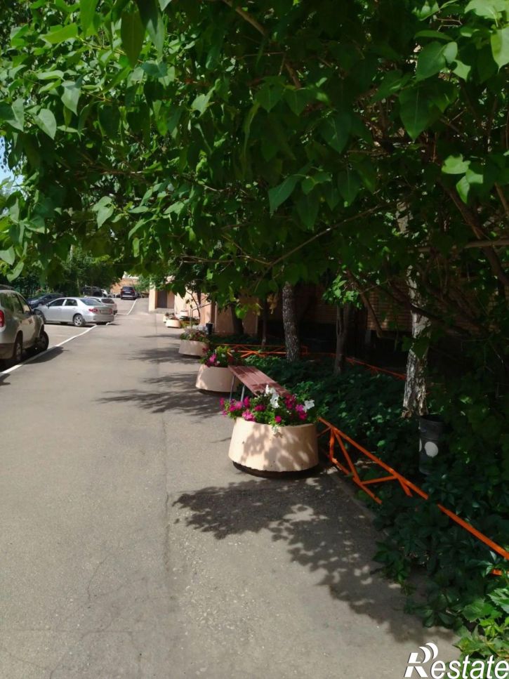 4-комн квартира Агибалова улица, 68