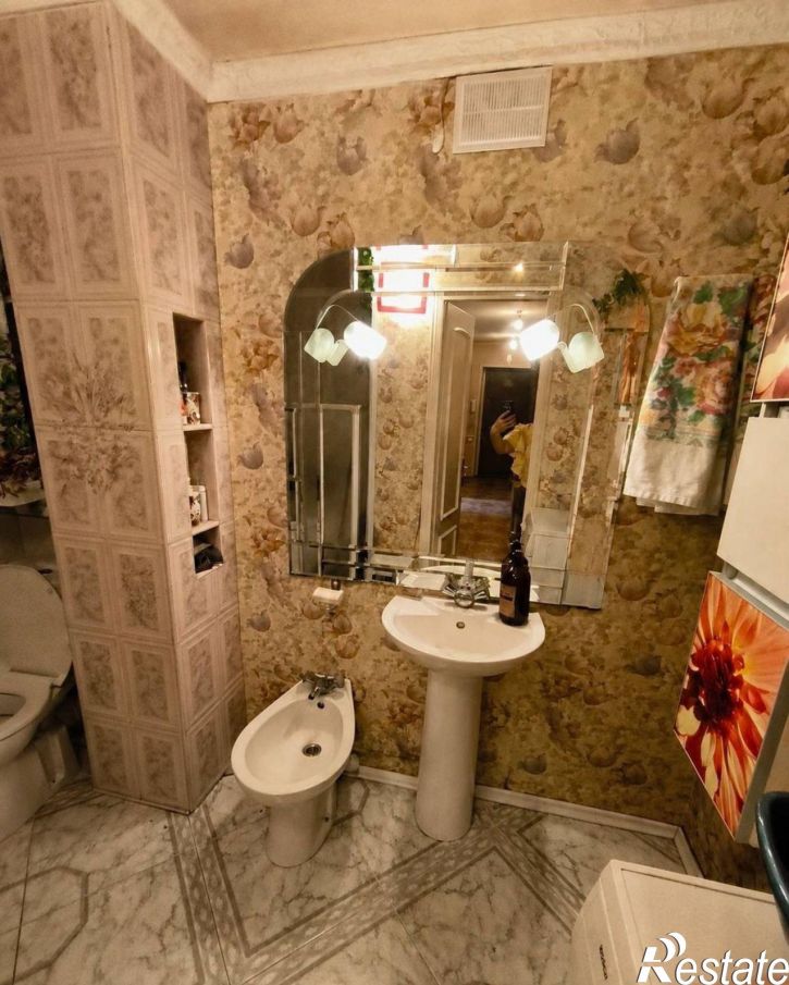2-комн квартира Революционная улица, 77