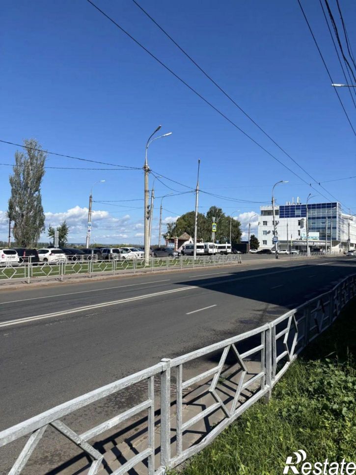 2-комн квартира Комсомольская улица, 4
