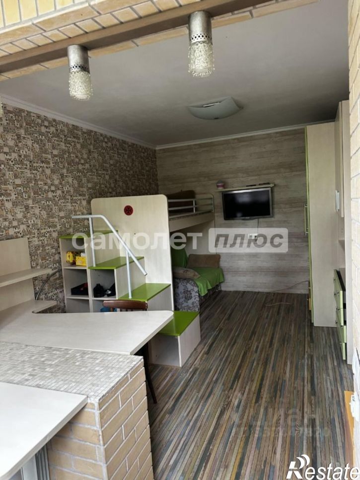3-комн квартира Коммунистическая улица, 23