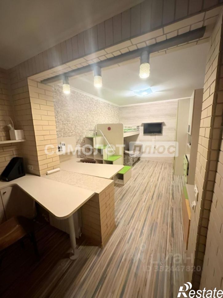 3-комн квартира Коммунистическая улица, 23