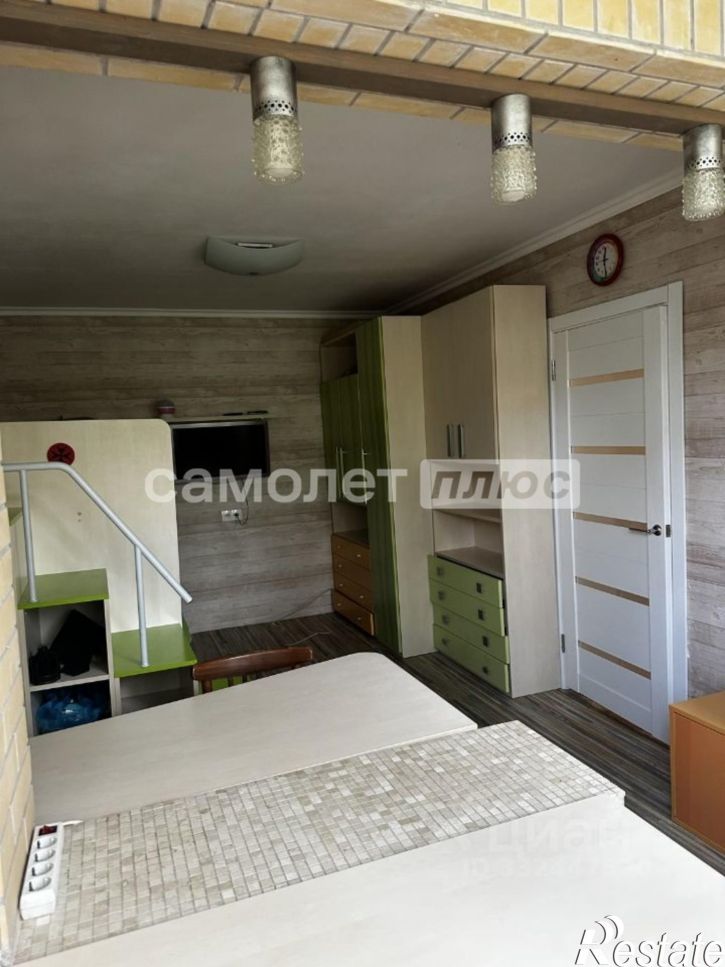 3-комн квартира Коммунистическая улица, 23
