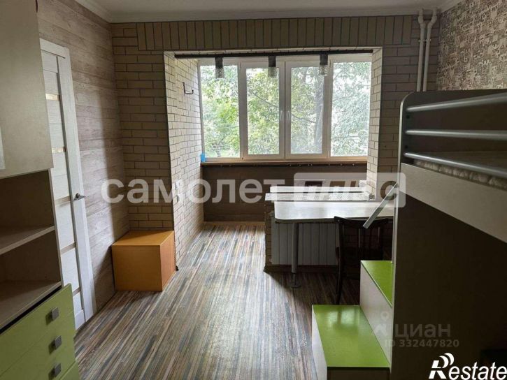 3-комн квартира Коммунистическая улица, 23