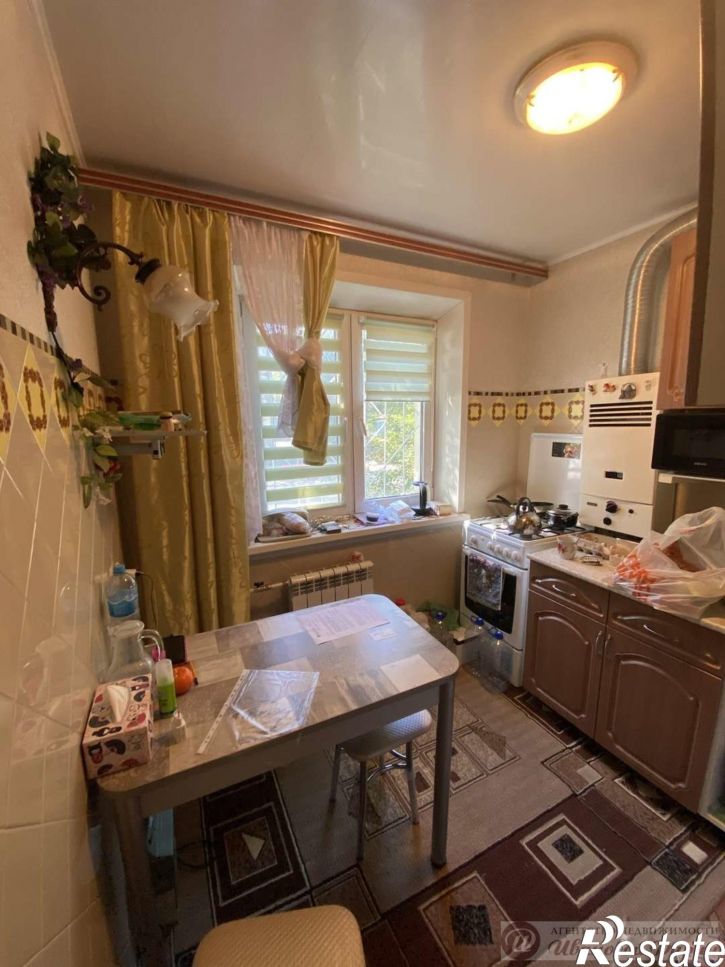 2-комн квартира Дзержинского улица, 8