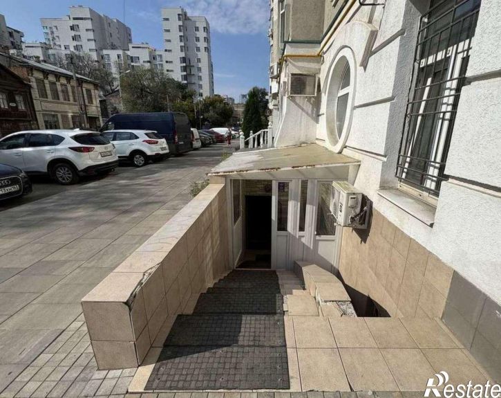Торговое помещение Садовая улица, 256