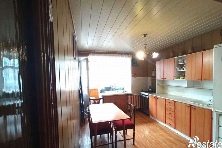 3-комн квартира ул Красных Коммунаров, 15,  д. 15