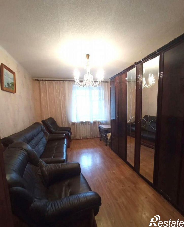 3-комн квартира ул Красных Коммунаров, 15,  д. 15