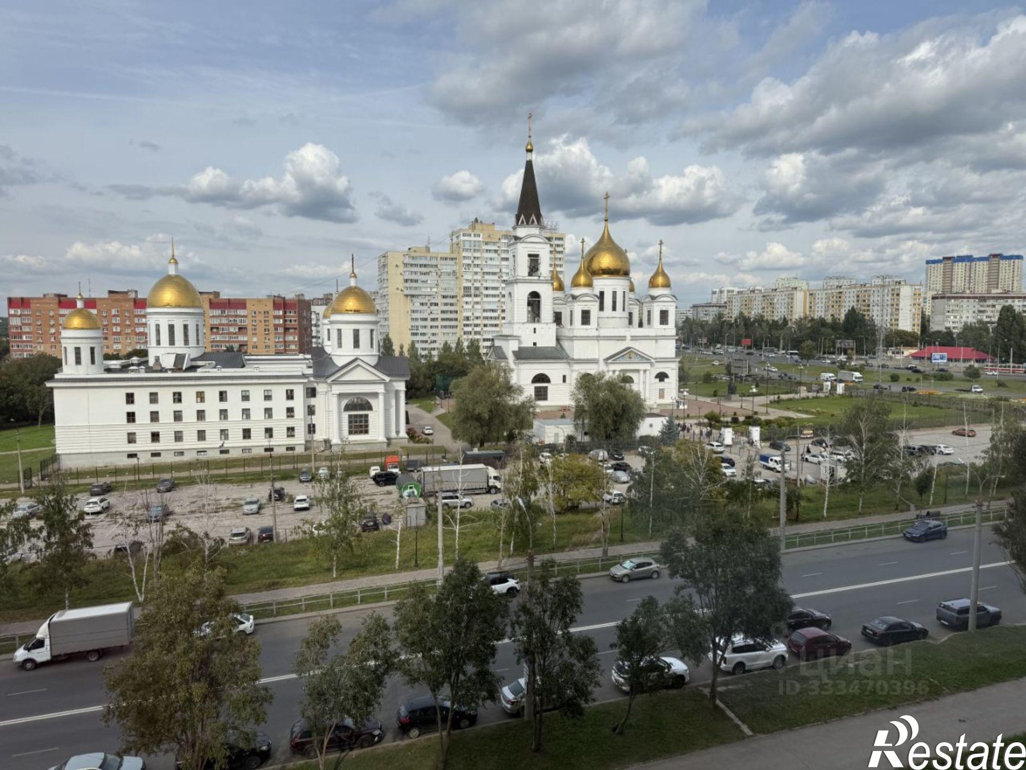 Купить квартиру за 22 000 000 рублей на пр-кт Кирова, 348