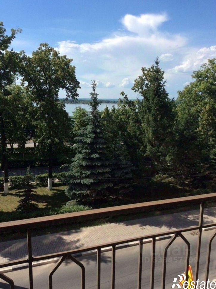 3-комн квартира ул Максима Горького, 131,  д. 131