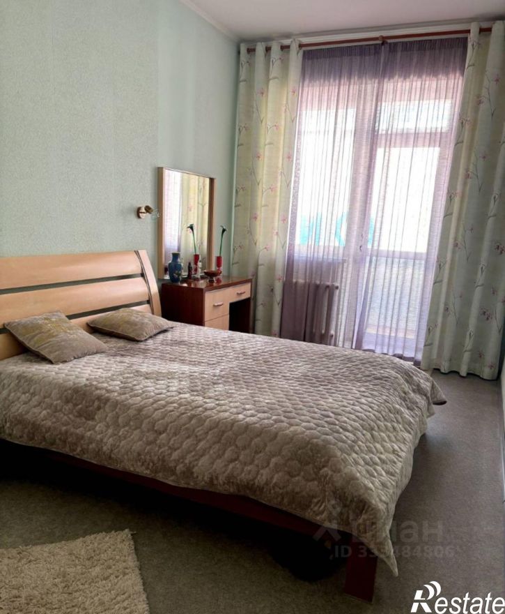 4-комн квартира ул Льва Толстого, 3,  д. 3