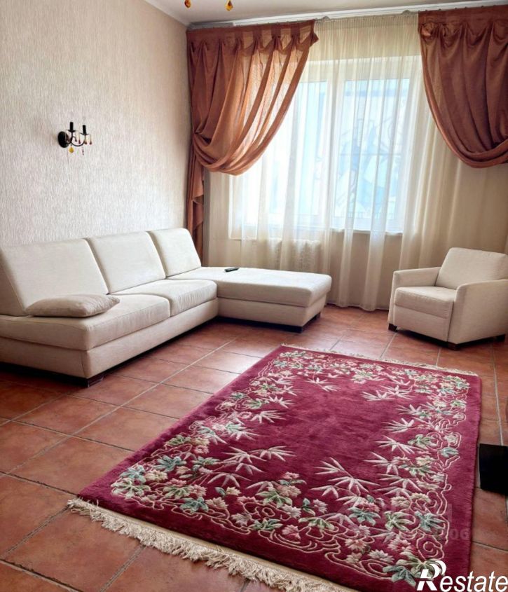 4-комн квартира ул Льва Толстого, 3,  д. 3