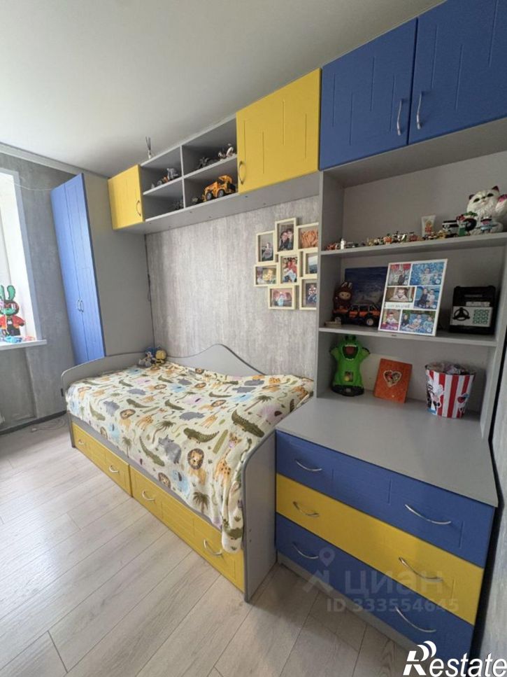 4-комн квартира 5-й кв-л, 7,  д. 7