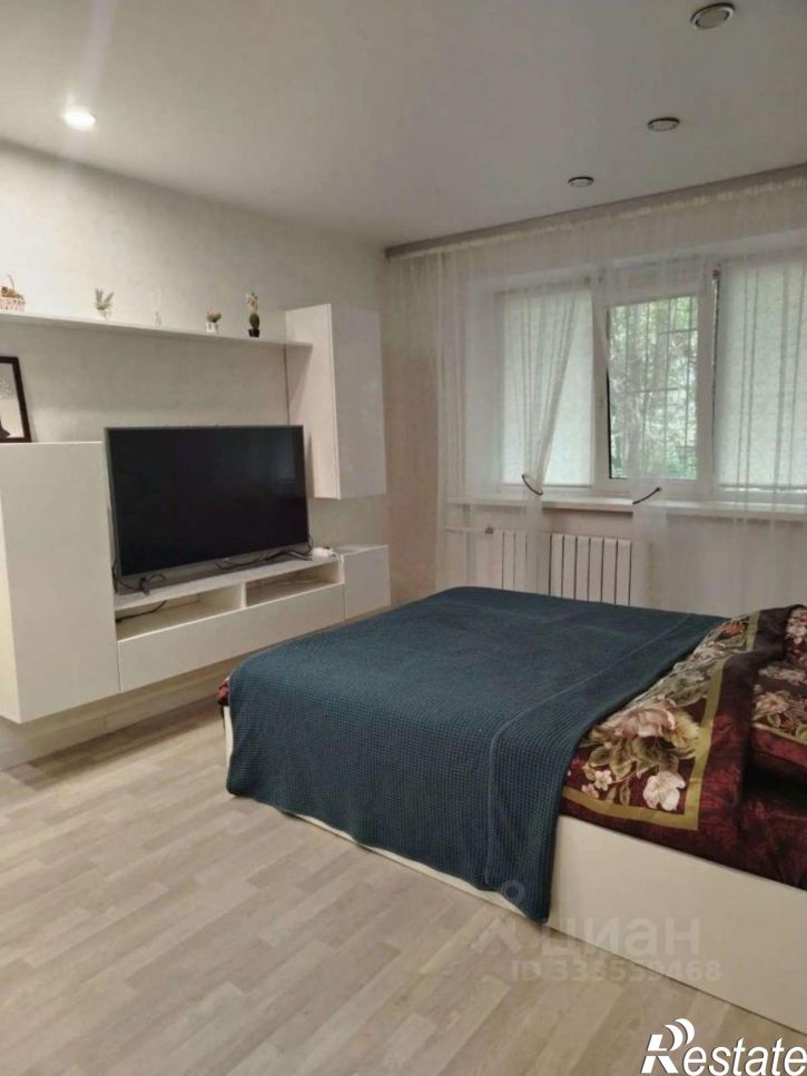 2-комн квартира Среднесадовая улица, 48,  д. 48