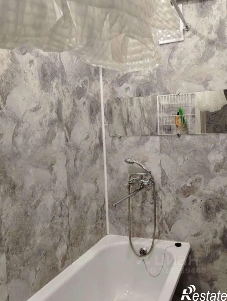 2-комн квартира Среднесадовая улица, 48,  д. 48
