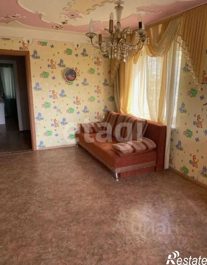 3-комн квартира улица Георгия Димитрова, 52,  д. 52