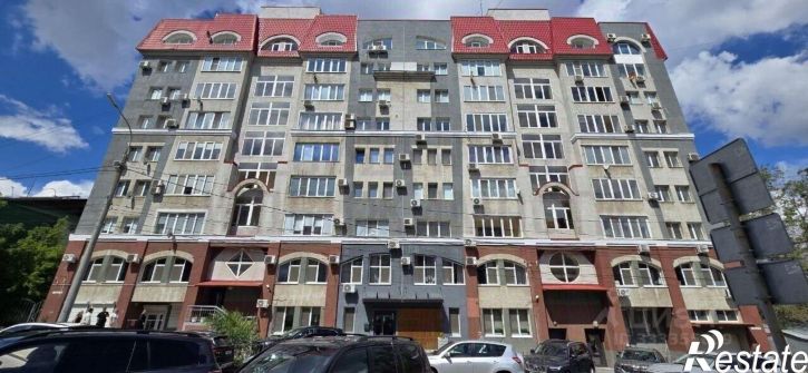 3-комн квартира улица Алексея Толстого, 122,  д. 122