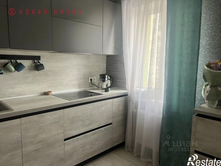 3-комн квартира Революционная улица, 101Б,  д. 101Б