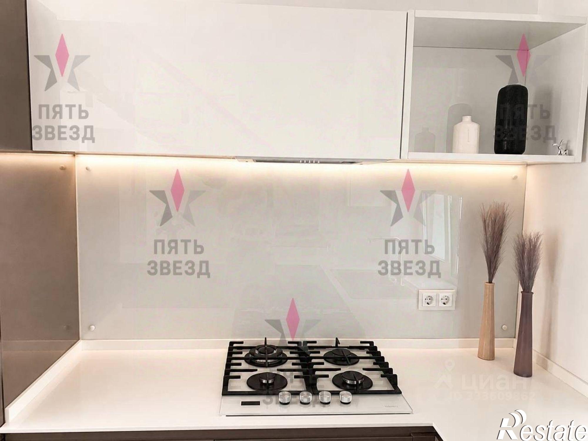 Сдать дачу, дом, коттедж за 350 000 рублей на пр-ка 1-я, 17