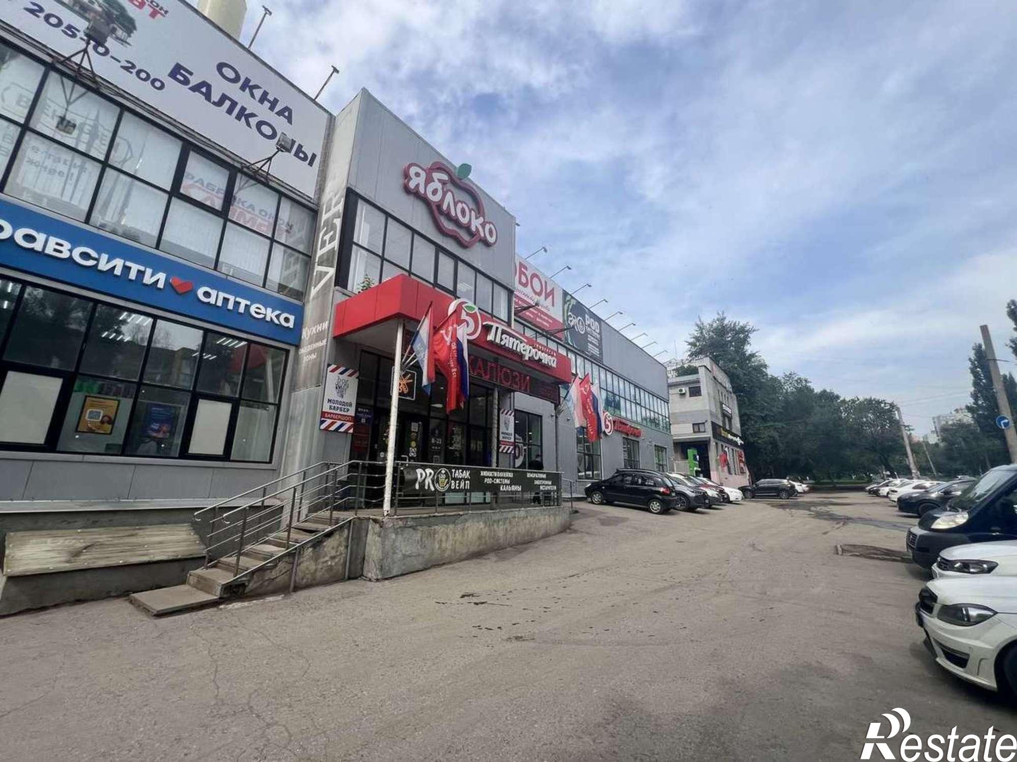 Купить торговое помещение за 10 500 000 рублей на Кирова проспект, 180