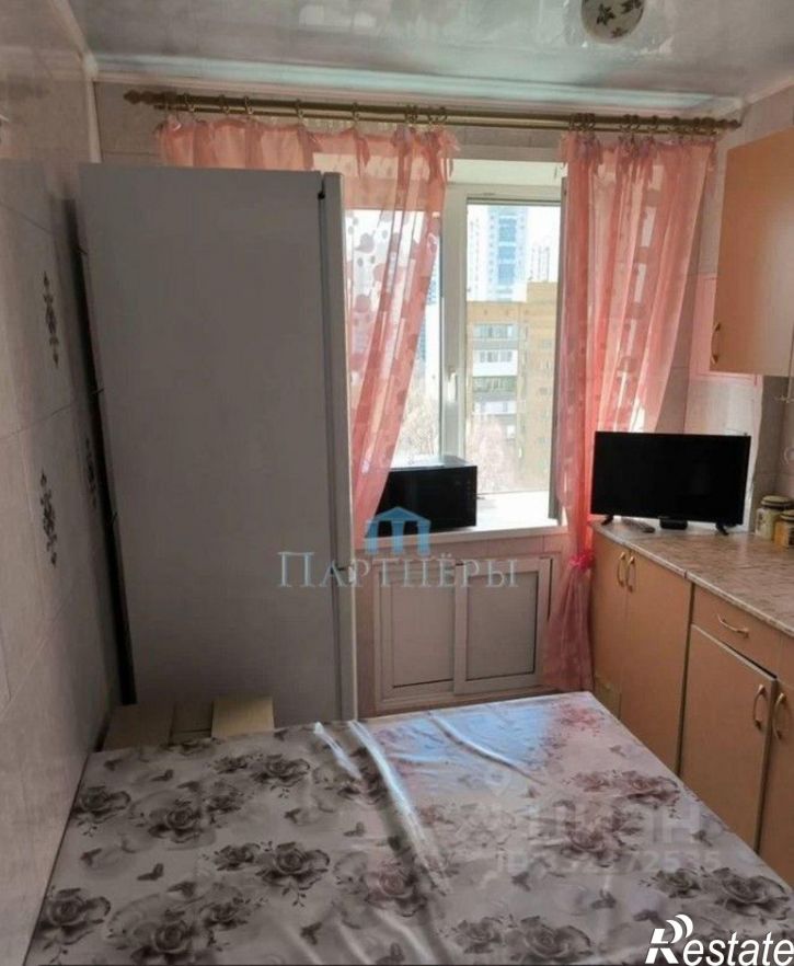 2-комн квартира ул Авроры, 122,  д. 122