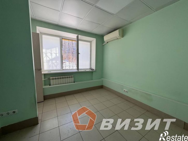 Торговое помещение Ново-Садовая улица, 25