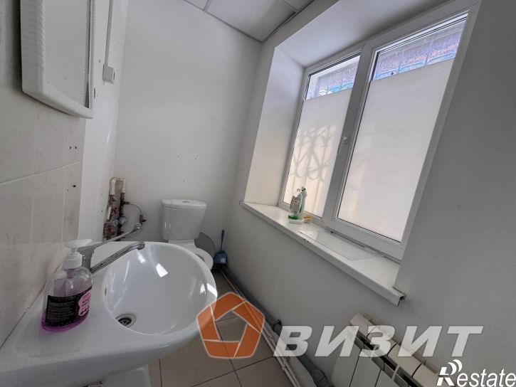 Торговое помещение Ново-Садовая улица, 25