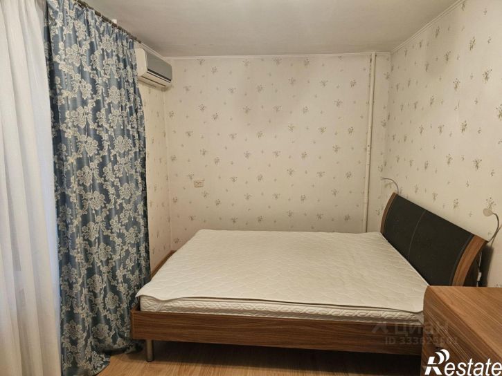 2-комн квартира Молодогвардейская улица, 240,  д. 240