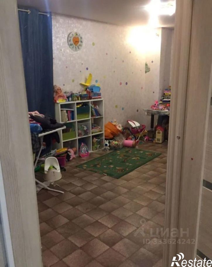 2-комн квартира улица Луначарского, 5,  д. 5