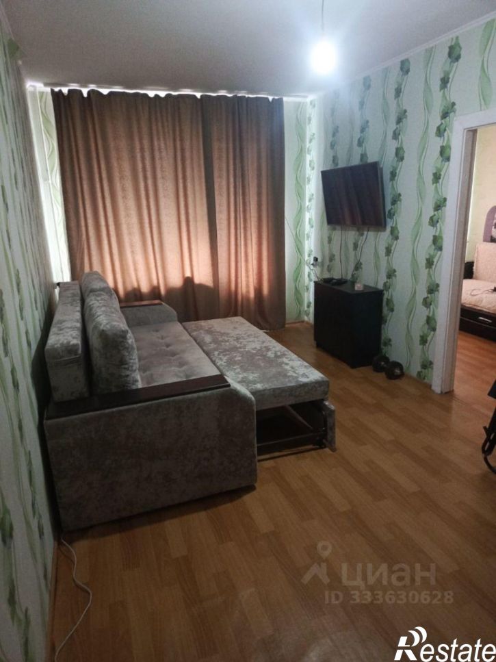 2-комн квартира улица Александра Матросова, 4,  д. 4